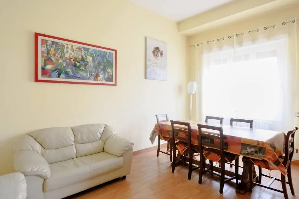 Casa Angelina Con 3 Camere Da Letto Rome Italy