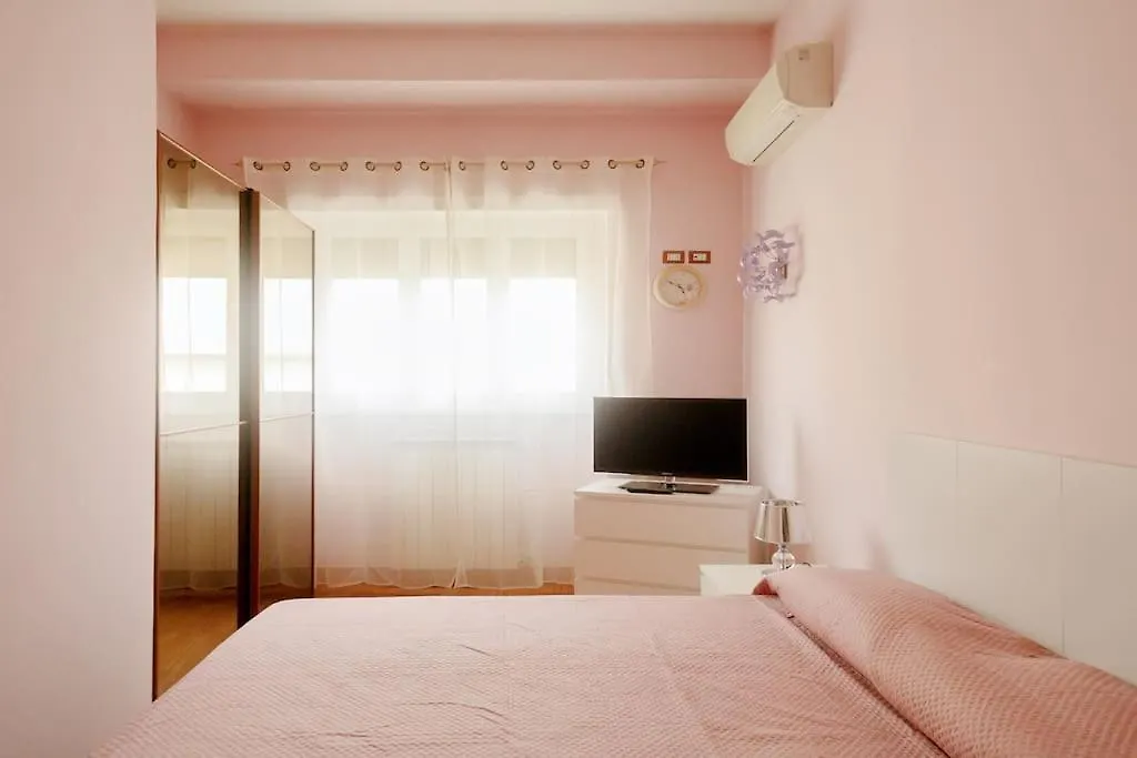 Apartment Casa Angelina Con 3 Camere Da Letto Rome Italy