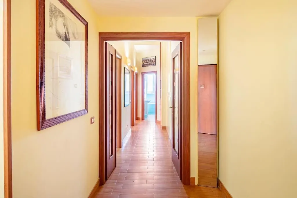Apartment Casa Angelina Con 3 Camere Da Letto Rome Italy
